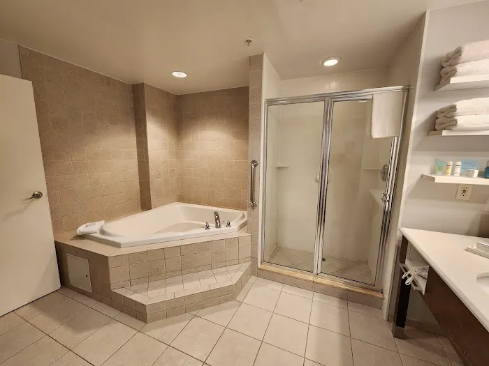 Hampton Inn Long Island - Brookhaven 4