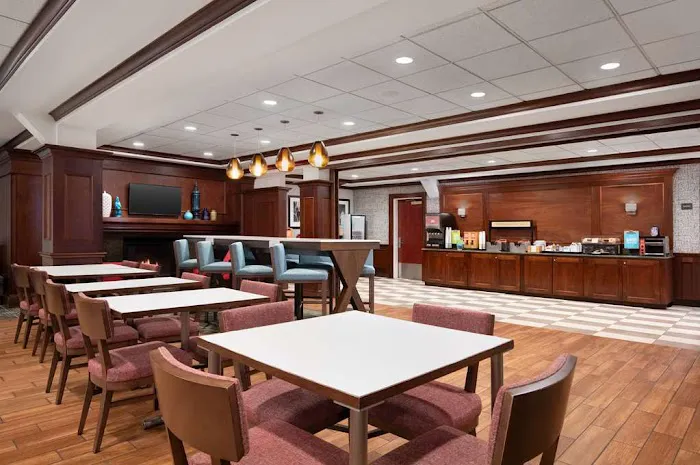 Hampton Inn Long Island - Brookhaven 4
