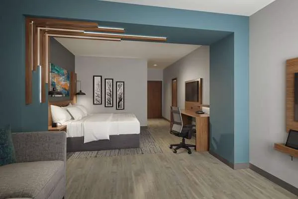 La Quinta Inn & Suites by Wyndham Middletown-Goshen 4