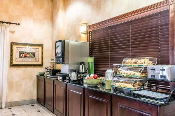 Quality Inn Hackettstown - Long Valley 5
