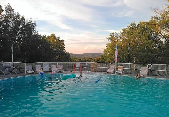 Rainbow Mountain Resort 4
