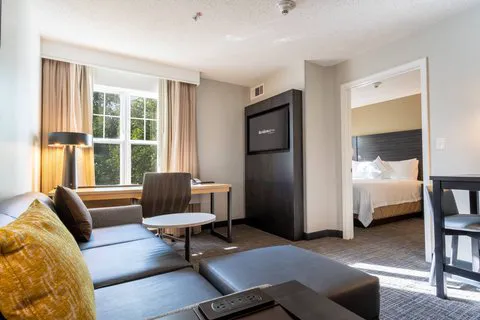 Residence Inn Princeton at Carnegie Center 4