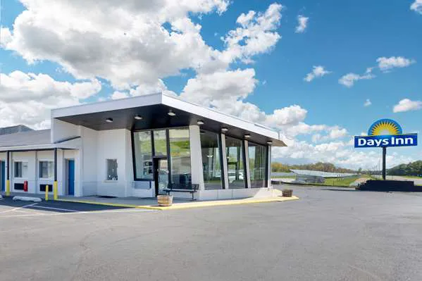 Days Inn by Wyndham Wrightstown McGuire AFB/Bordentown 4