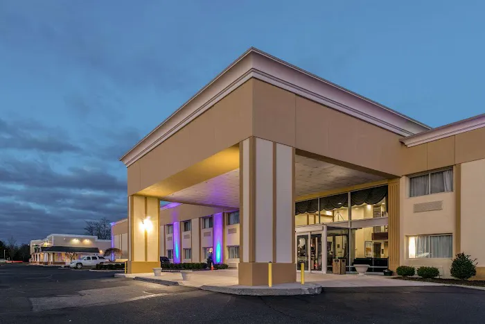 Comfort Inn Medford-Long Island 4