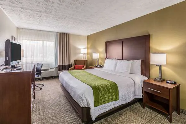 Comfort Inn Medford-Long Island 4