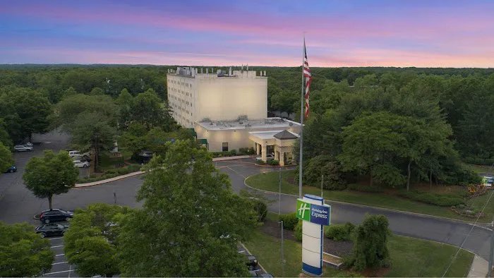 Holiday Inn Express Stony Brook-Long Island by IHG 5