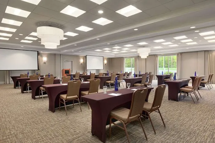 Hilton Garden Inn Stony Brook 4