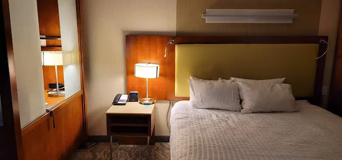 SpringHill Suites Long Island Brookhaven 4