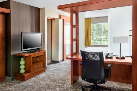 SpringHill Suites Long Island Brookhaven 4