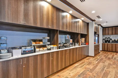TownePlace Suites Bridgewater Branchburg 4