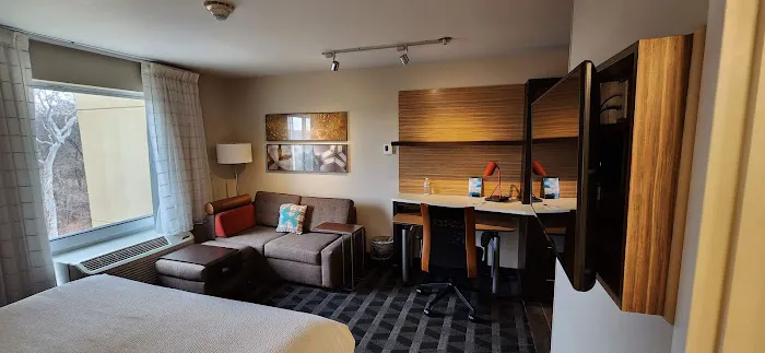 TownePlace Suites Clinton 4