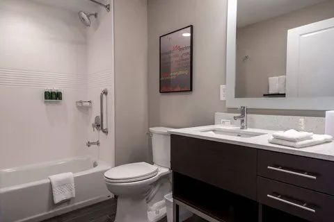 TownePlace Suites Clinton 4