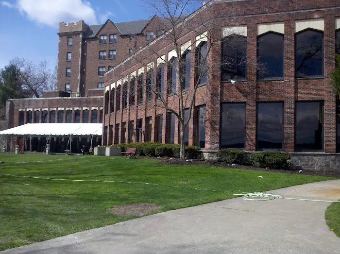 The Thayer Hotel 4
