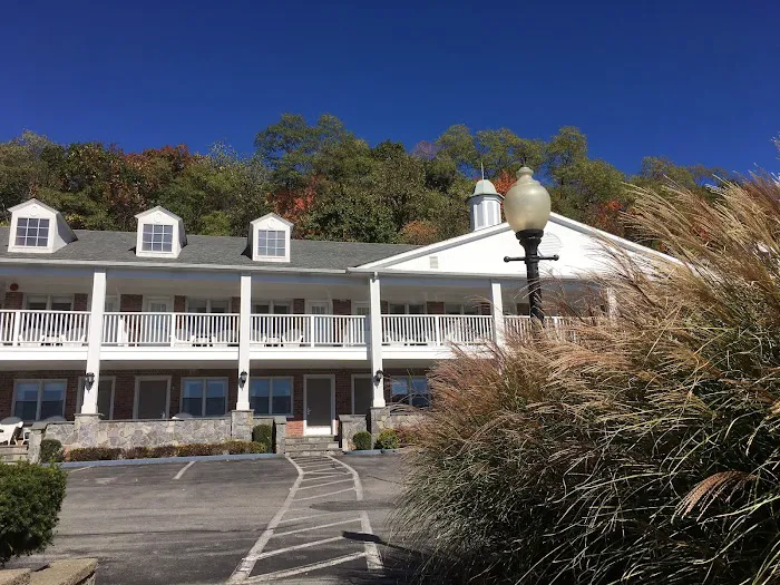Inn On The Hudson 4