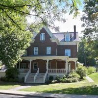 IHG Army Hotels Beat Navy House - Historia ico