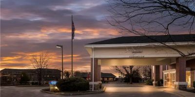 Hampton Inn & Suites Newtown