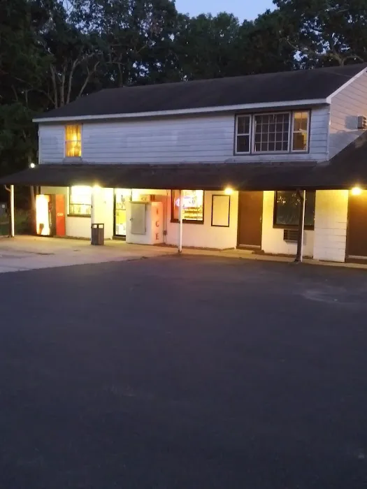 El Sombrero Motel 5
