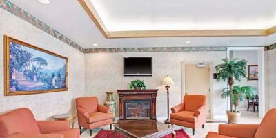 Ramada by Wyndham Flemington