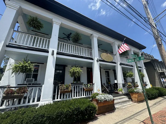 The National Hotel 4