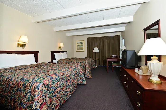 Americas Best Value Inn Phillipsburg 4