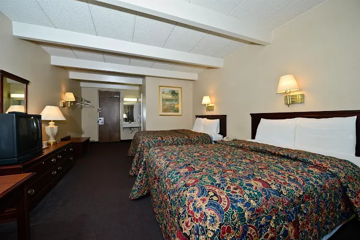 Americas Best Value Inn Phillipsburg 4