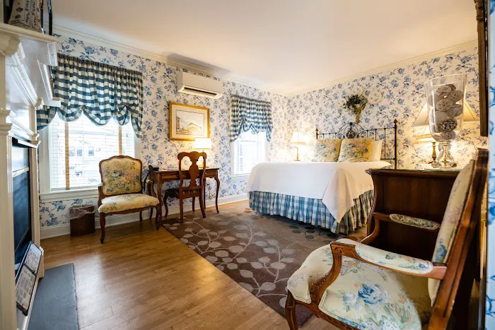 Lambertville House 4