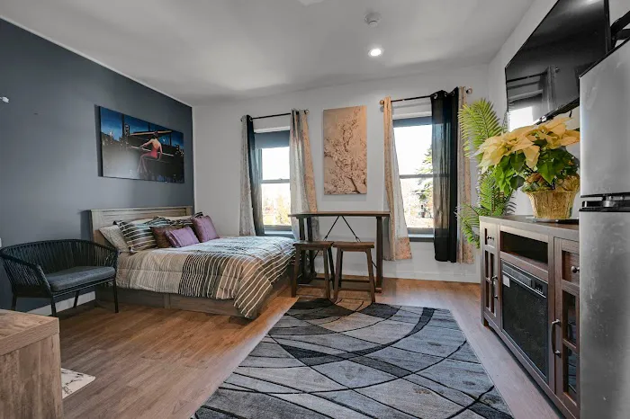 Beacon Hotel (Short term rental) 4