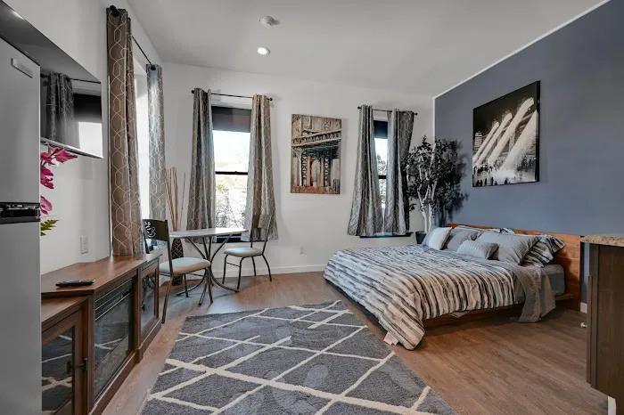 Beacon Hotel (Short term rental) 4