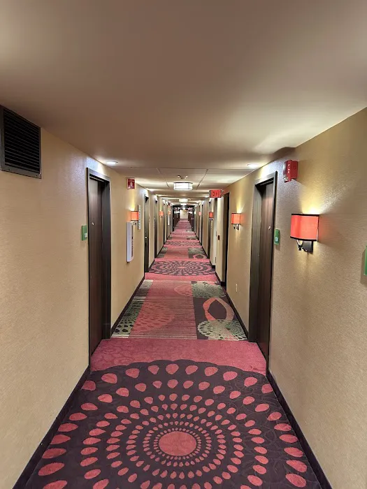 Hotel MTK Mount Kisco 4
