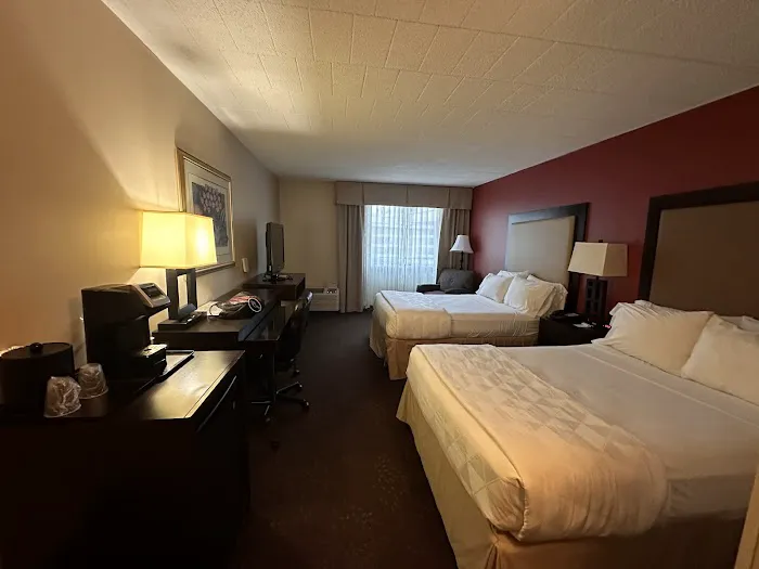 Hotel MTK Mount Kisco 4