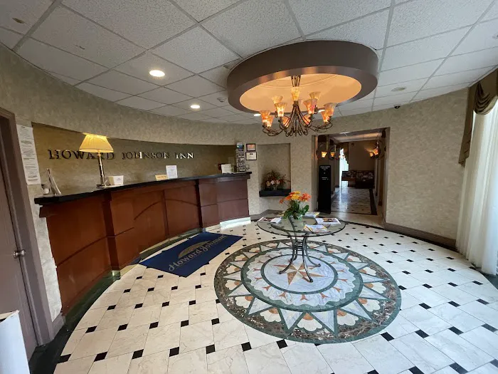 Howard Johnson by Wyndham Newburgh/West Point 4