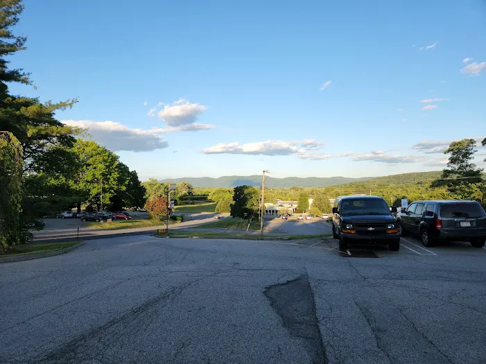 Super 8 by Wyndham Newburgh/West Point Near Stewart Airport 4
