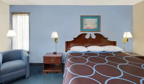 Super 8 by Wyndham Newburgh/West Point Near Stewart Airport 4