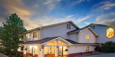 Super 8 by Wyndham Newburgh/West Point Near Stewart Airport