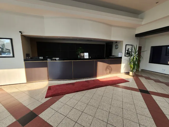 Newburgh Inn 4