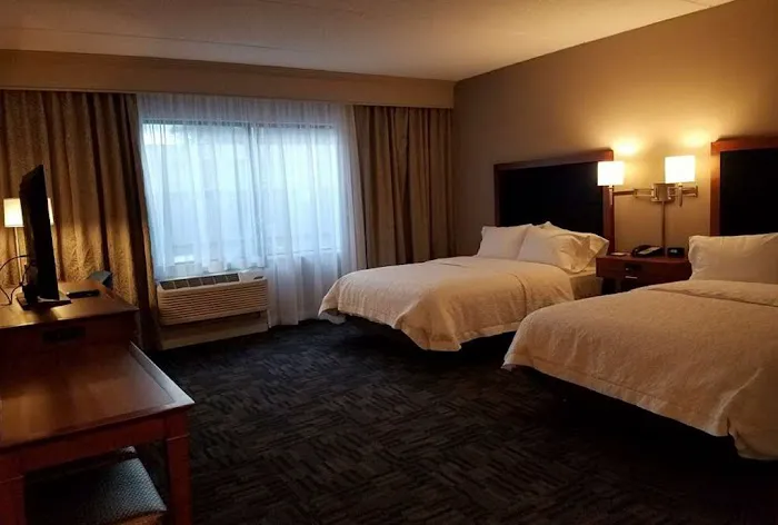 Hampton Inn & Suites Newburgh Stewart Airport 4