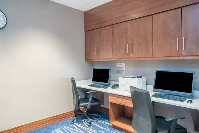 Hampton Inn & Suites Newburgh Stewart Airport 4