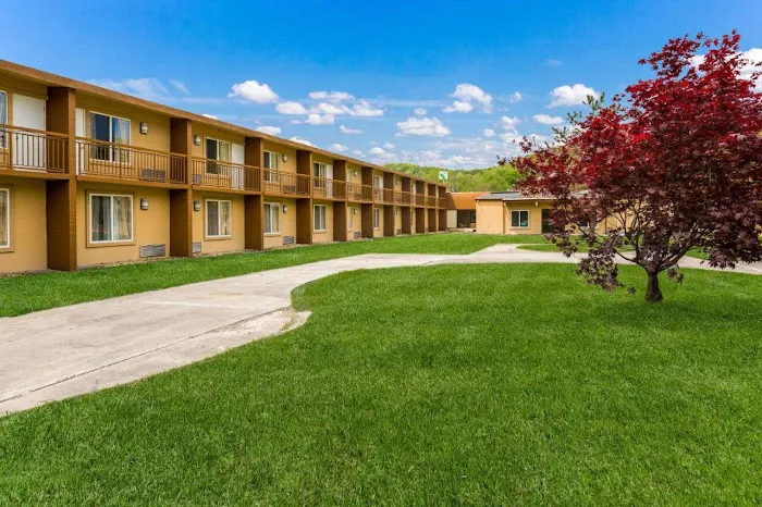 Fairmount Inn & Suites - Stroudsburg 4