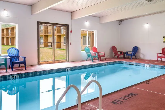 Fairmount Inn & Suites - Stroudsburg 4