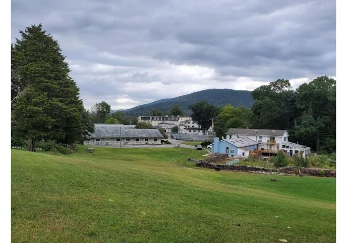 Glenwood Inn & Conference Center 4