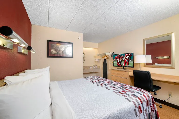 Red Roof Inn Philadelphia - Oxford Valley 4