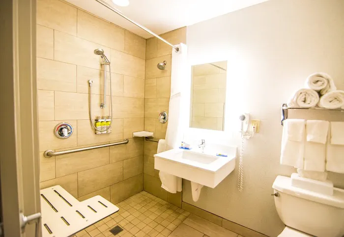 Holiday Inn Express Philadelphia NE - Langhorne by IHG 4