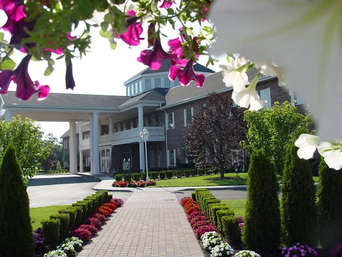 The Inn And Spa At East Wind 4
