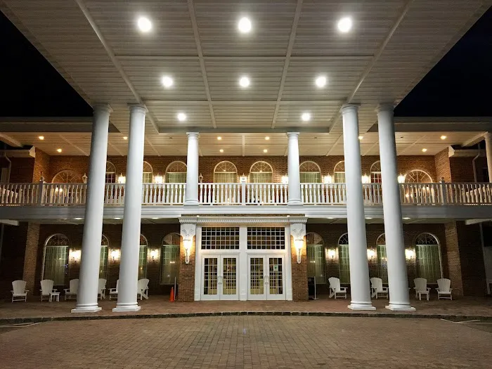 The Inn And Spa At East Wind 4
