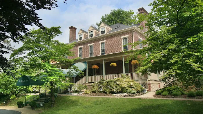 Lafayette Inn 4