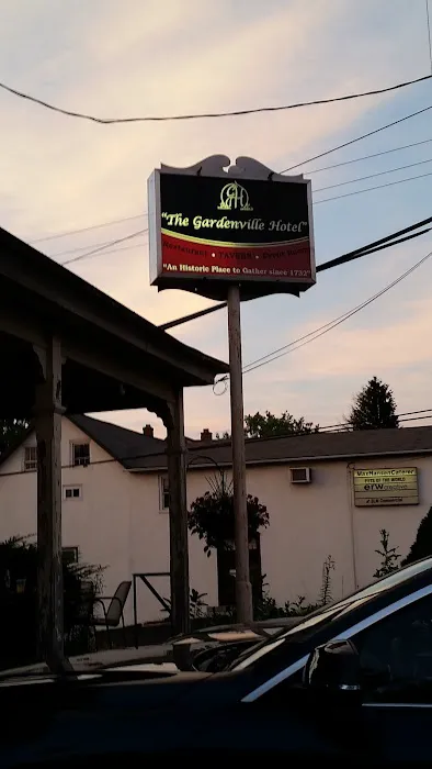 Gardenville Hotel 4