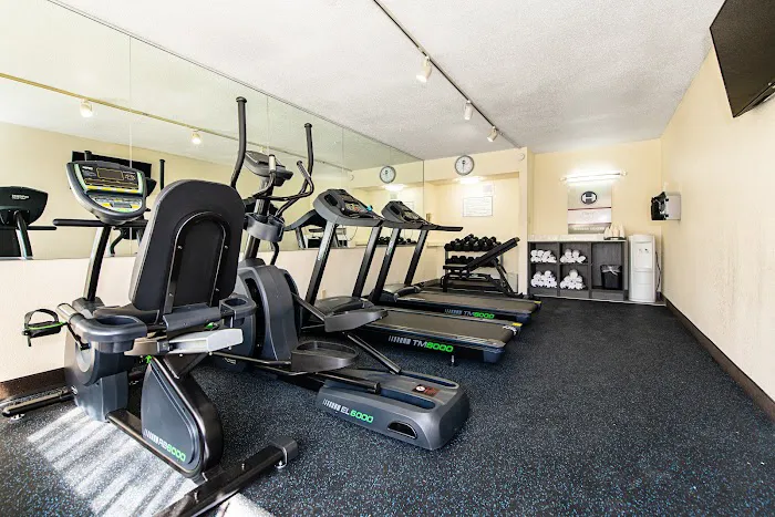 New Hope Inn & Suites 4