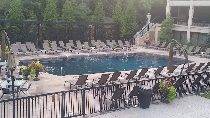 Ramada New Hope 4