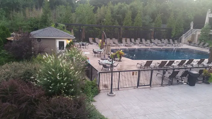 Ramada New Hope 4