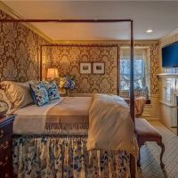 Golden Plough Inn at Peddler's Village ico